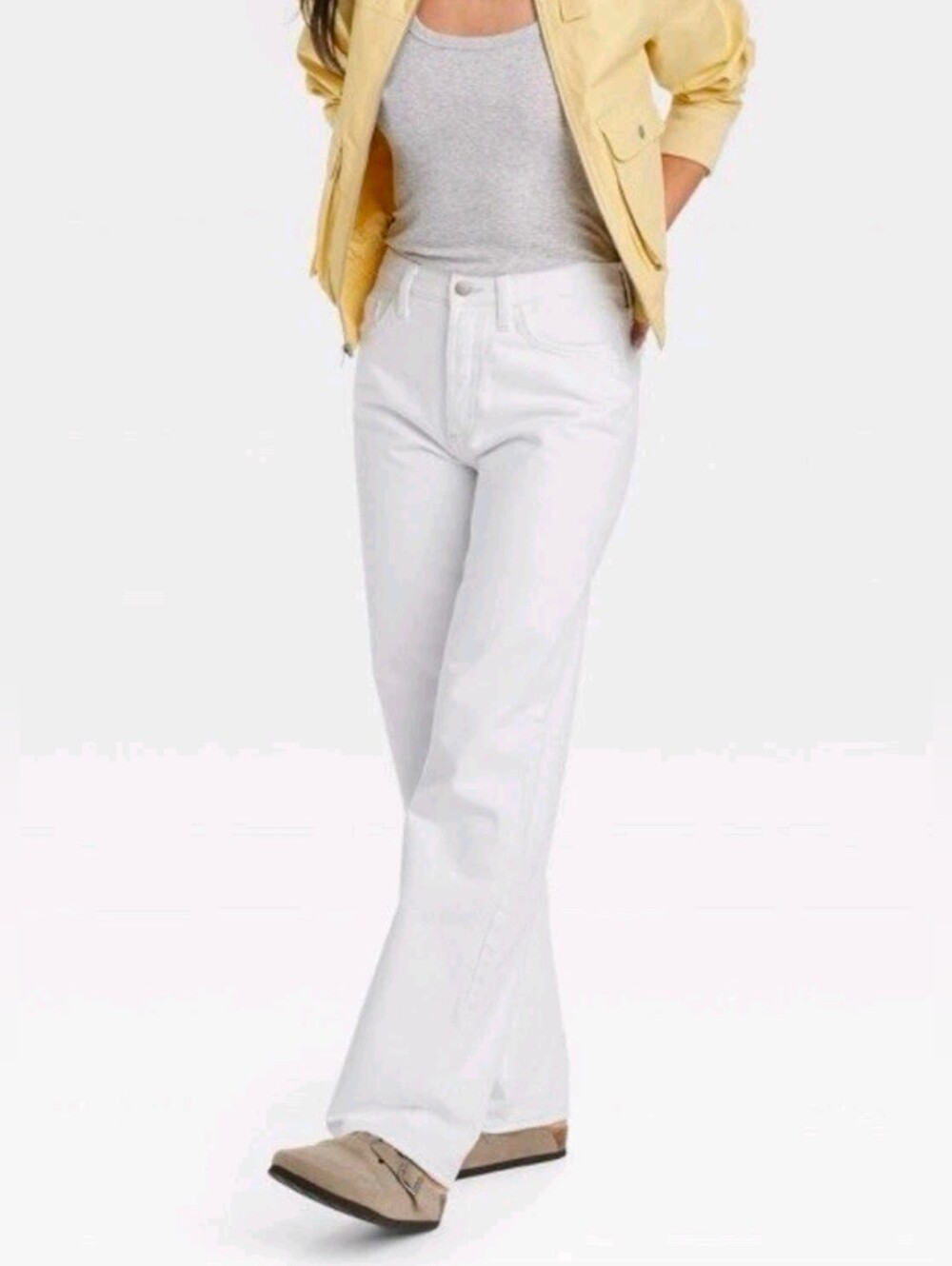 NWT White Mid-Rise 90's Baggy Jeans Size 10 Universal Thread